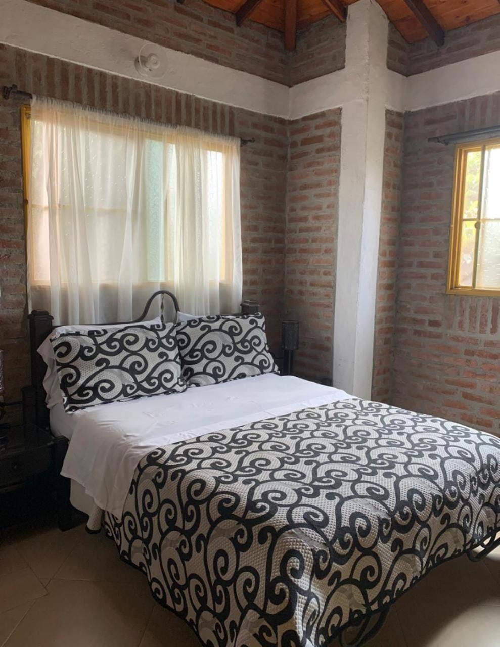 Cabanas La Carolina - Mesa De Los Santos ลอส ซานตอส ภายนอก รูปภาพ