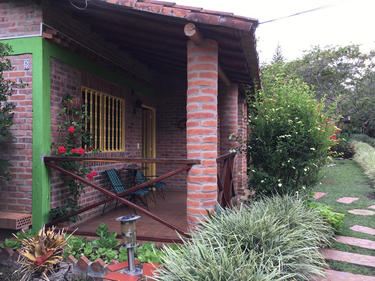 Cabanas La Carolina - Mesa De Los Santos ลอส ซานตอส ภายนอก รูปภาพ