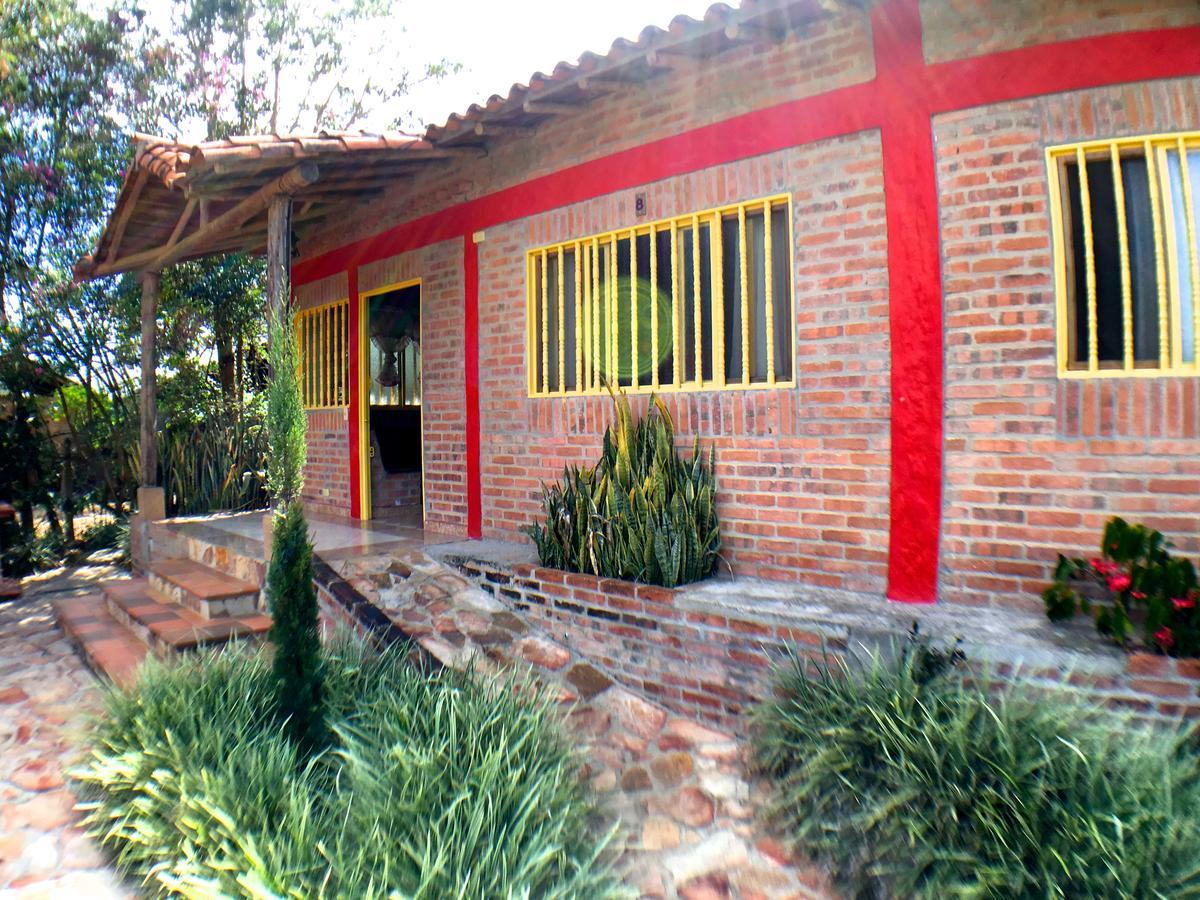 Cabanas La Carolina - Mesa De Los Santos ลอส ซานตอส ภายนอก รูปภาพ