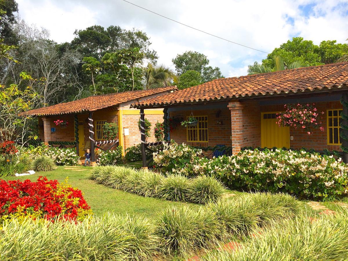 Cabanas La Carolina - Mesa De Los Santos ลอส ซานตอส ภายนอก รูปภาพ